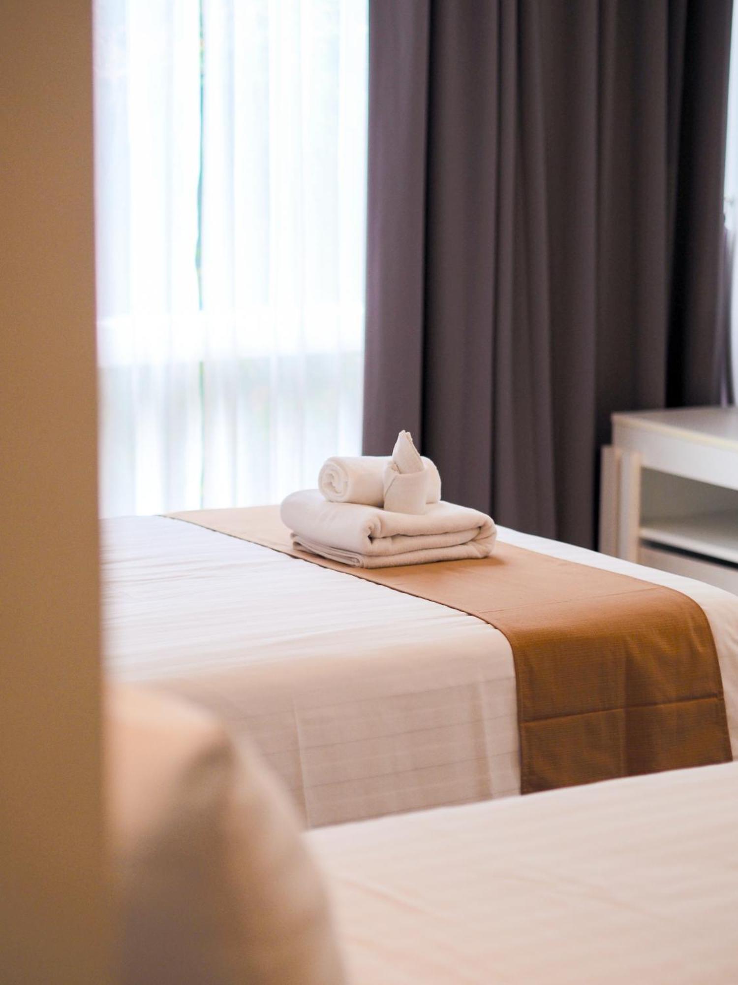 The Kannas Hotel & Serviced Apartment, Chiang Mai Sha Certified Exteriör bild
